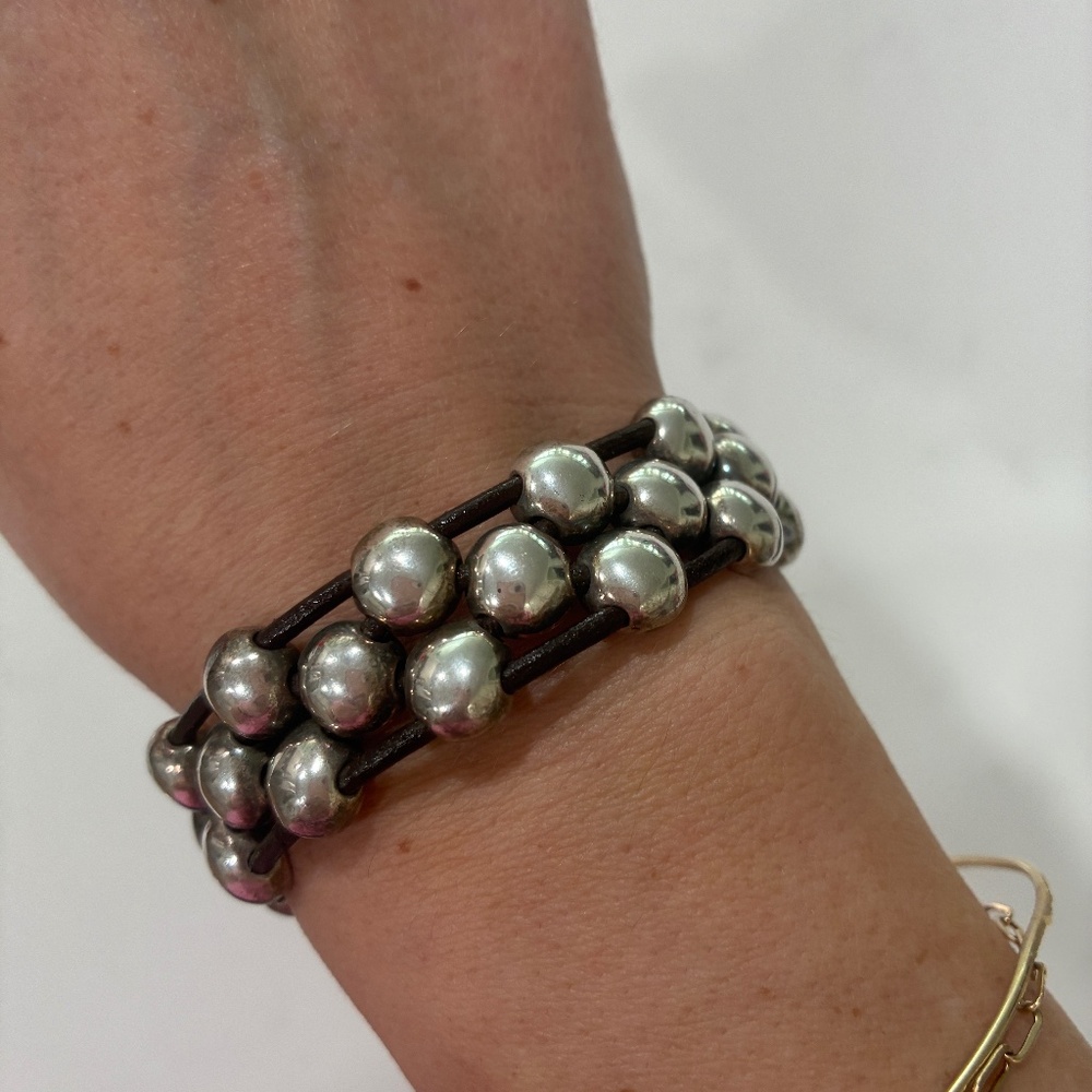 Uno de Fifty Leather and Silver Beaded Bracelet
